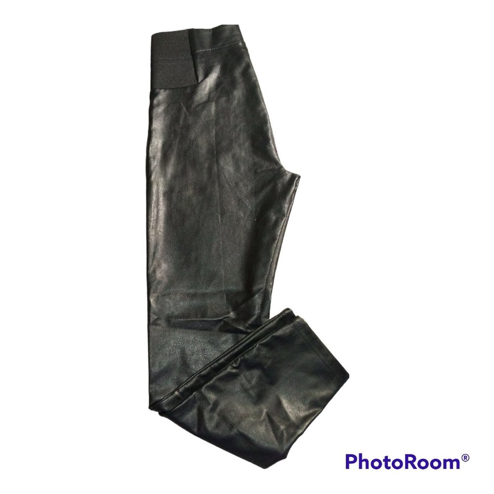 Patent leather stretch pants